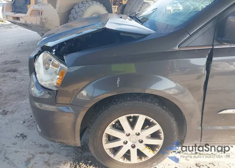 2015 Chrysler Town & Country Touring из США, поврежденный, VIN 2C4RC1BG1FR595728